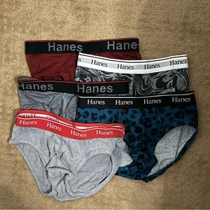 Hanes Brief Bundle Mens Small 28-30”